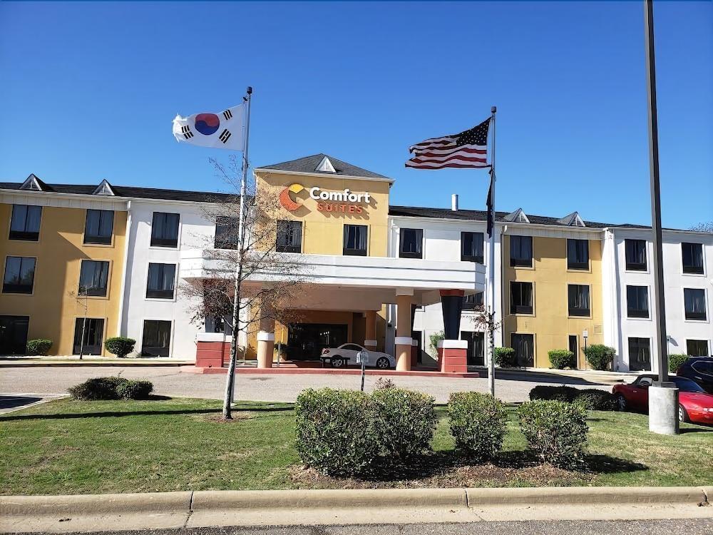 Comfort Suites Airport South Montgomery Bagian luar foto