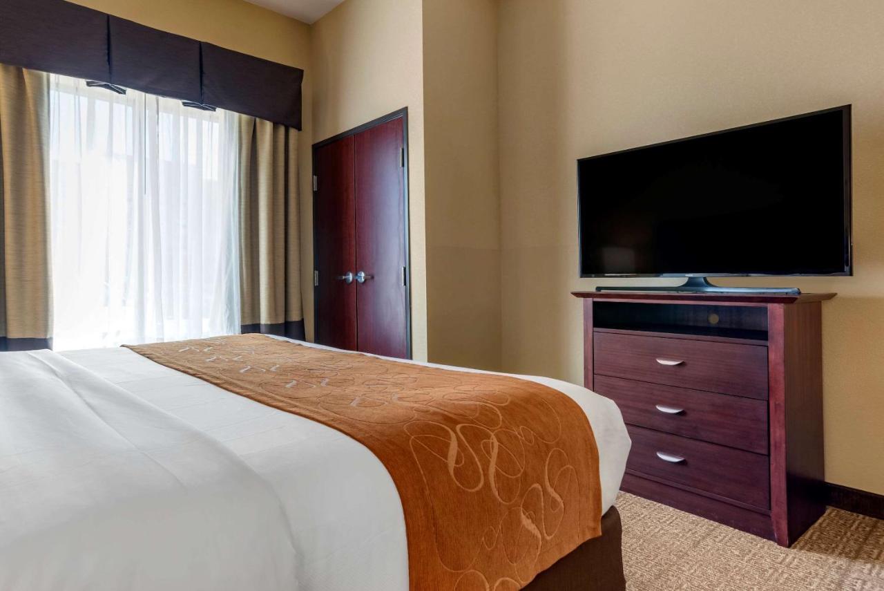 Comfort Suites Airport South Montgomery Bagian luar foto