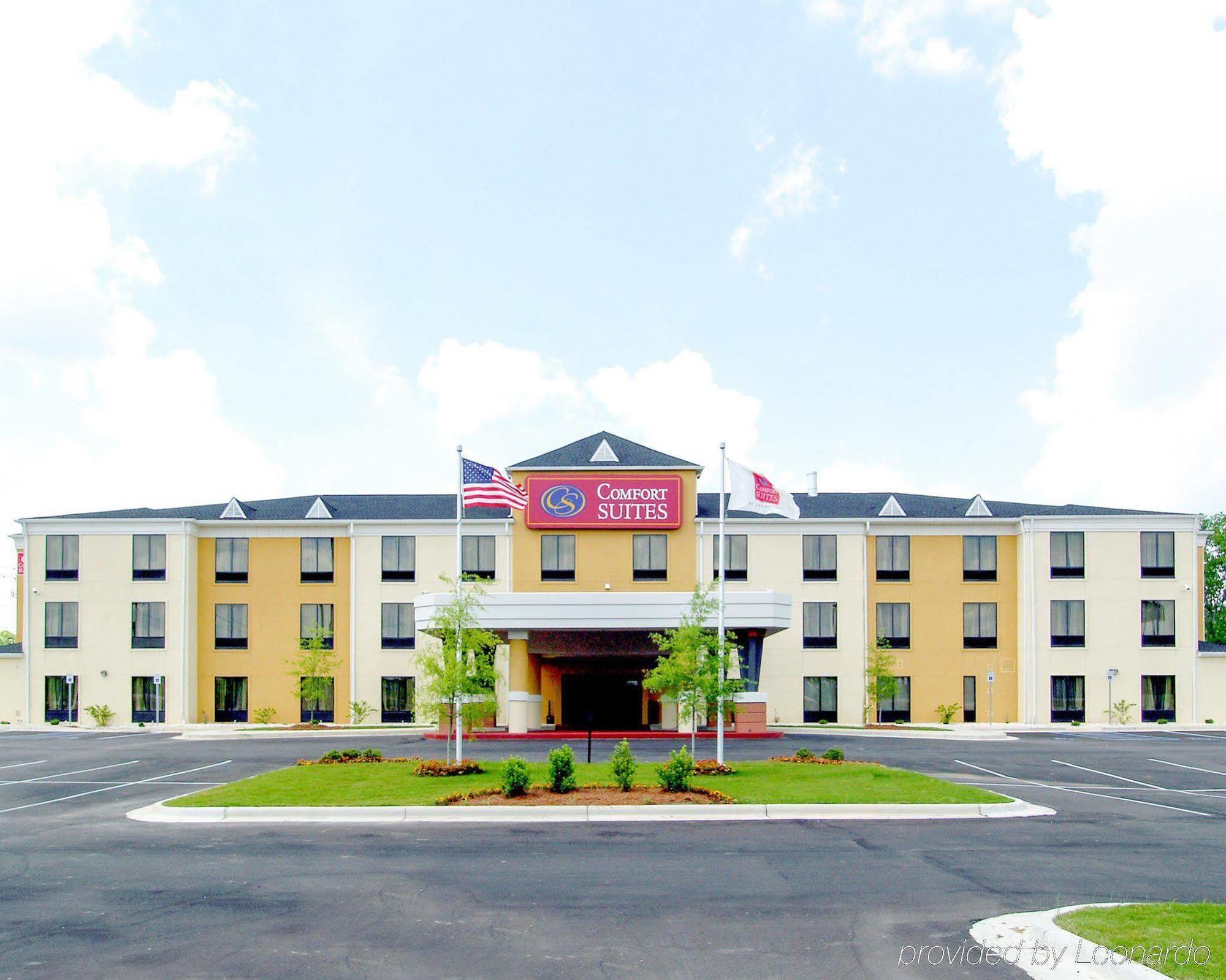 Comfort Suites Airport South Montgomery Bagian luar foto