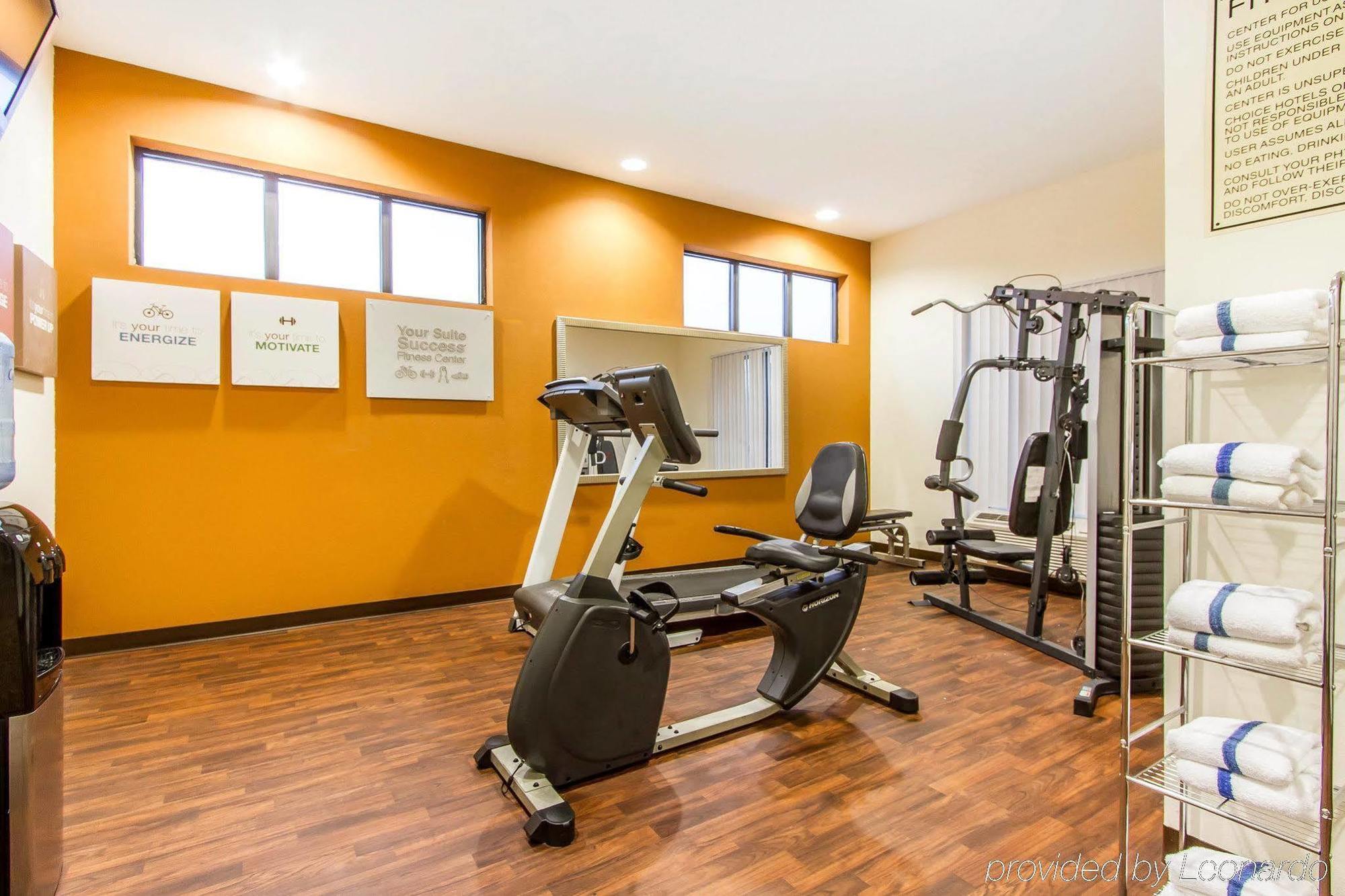 Comfort Suites Airport South Montgomery Bagian luar foto